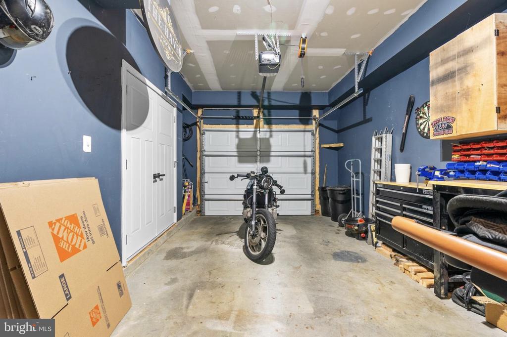 6636 BALLENGER RUN BOULEVARD