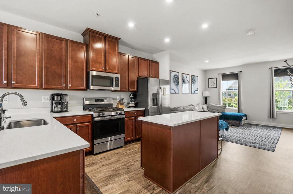 6636 BALLENGER RUN BOULEVARD
