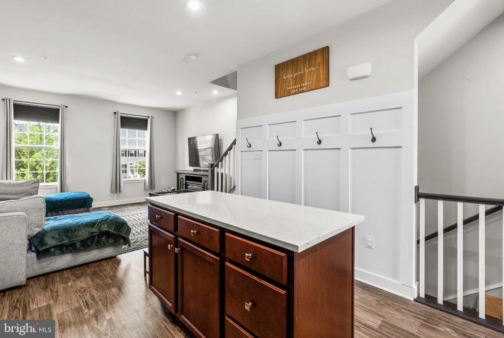 6636 BALLENGER RUN BOULEVARD