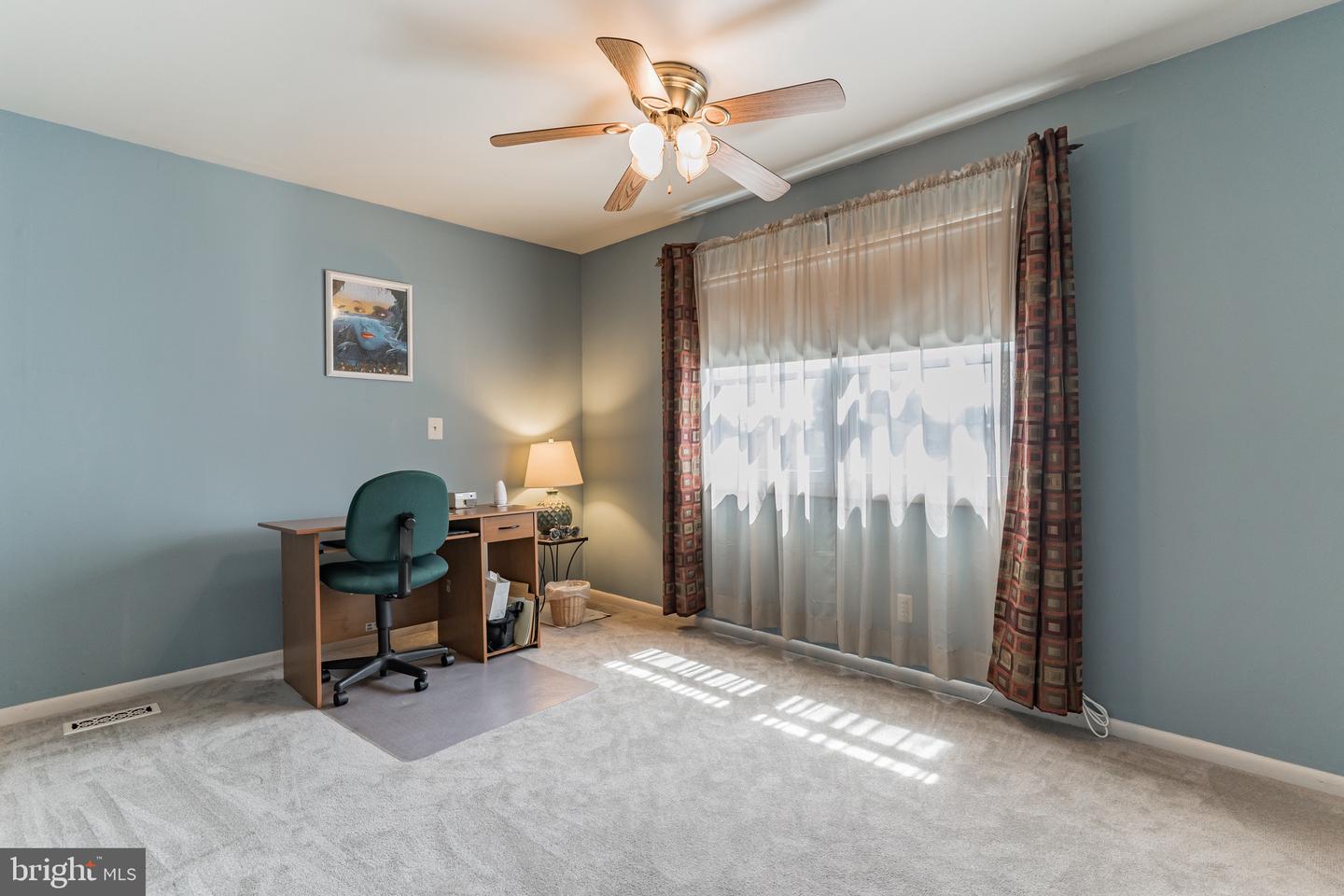 21 Neptune Dr