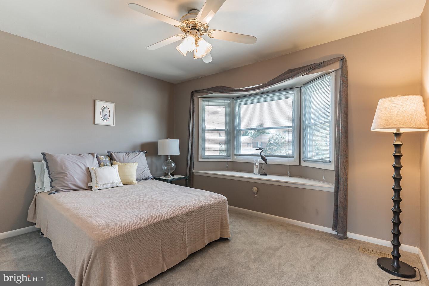 21 Neptune Dr