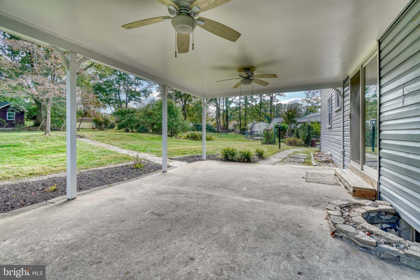 4809 Rollingtop Rd