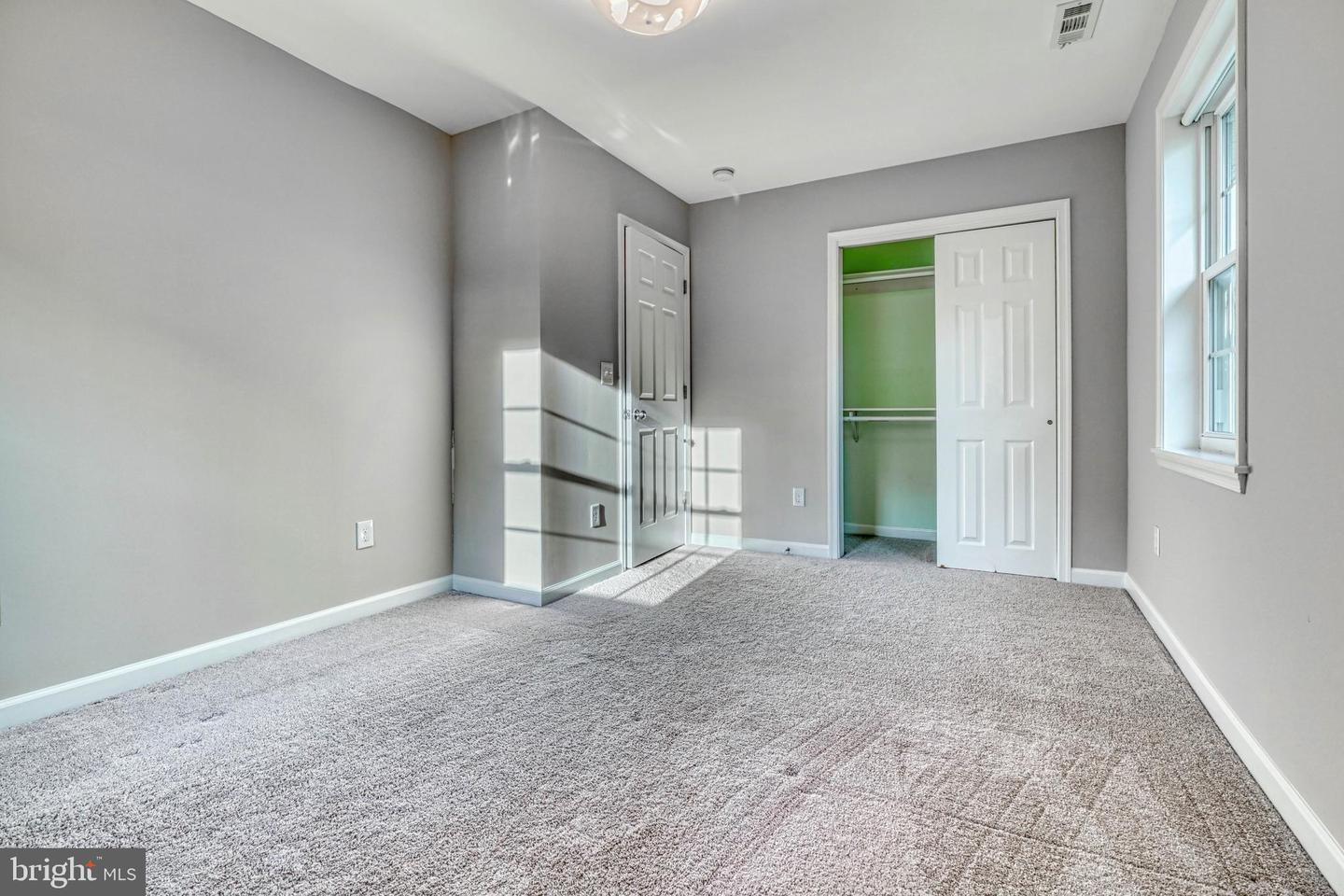 4809 Rollingtop Rd