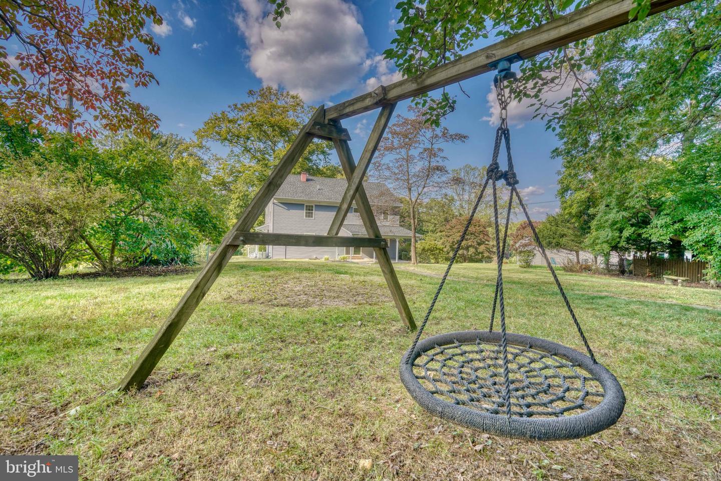 4809 Rollingtop Rd