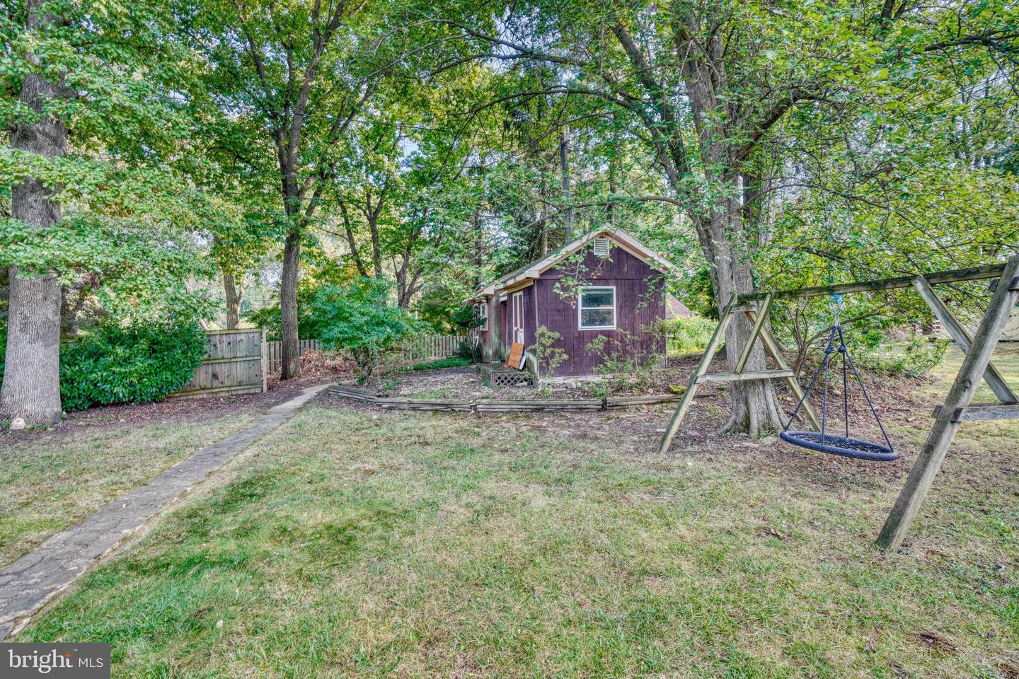 4809 Rollingtop Rd