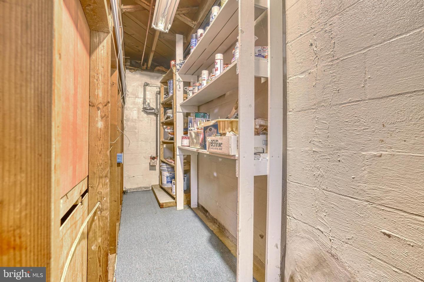 4809 Rollingtop Rd