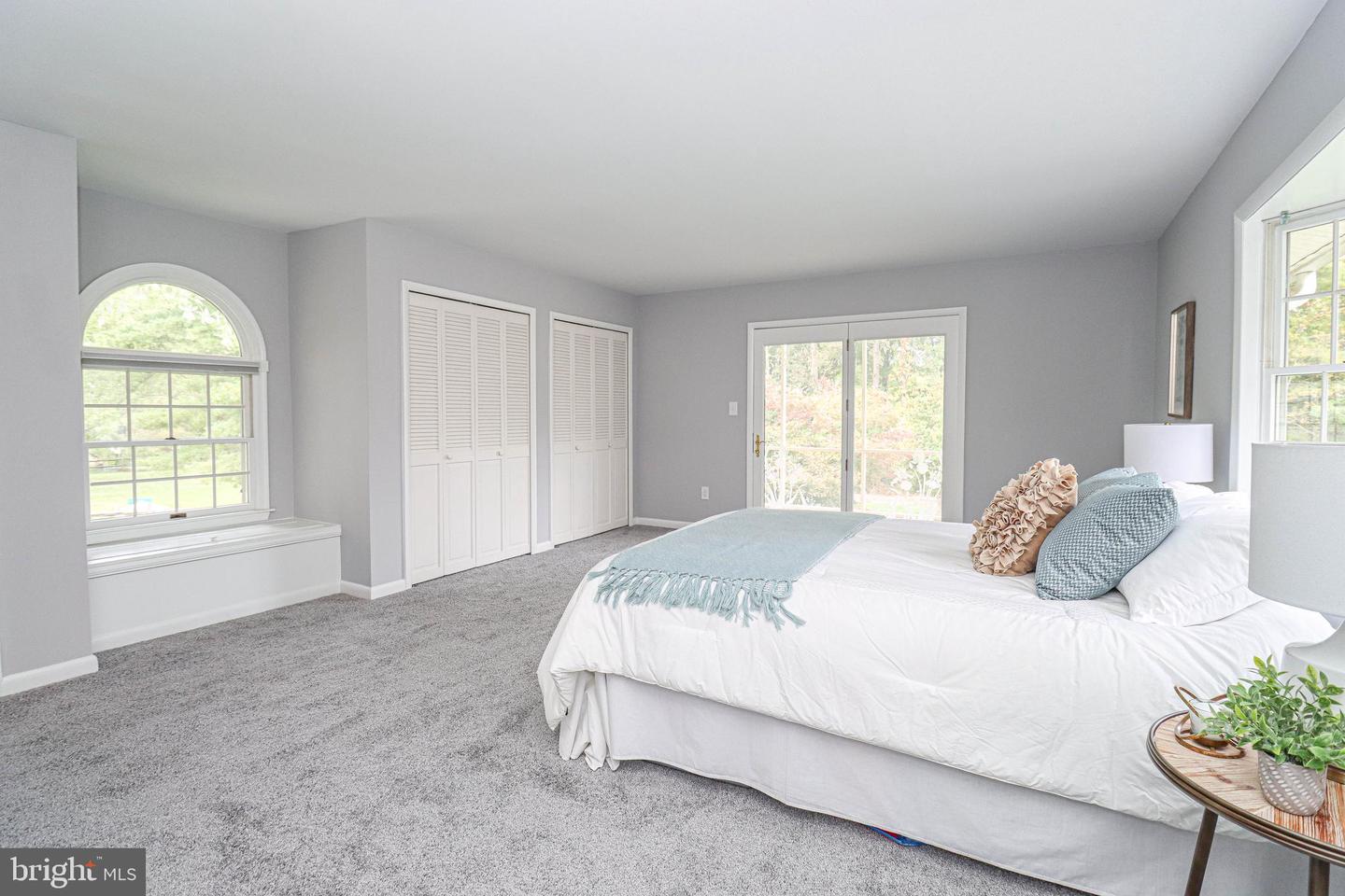 10206 Donleigh Dr