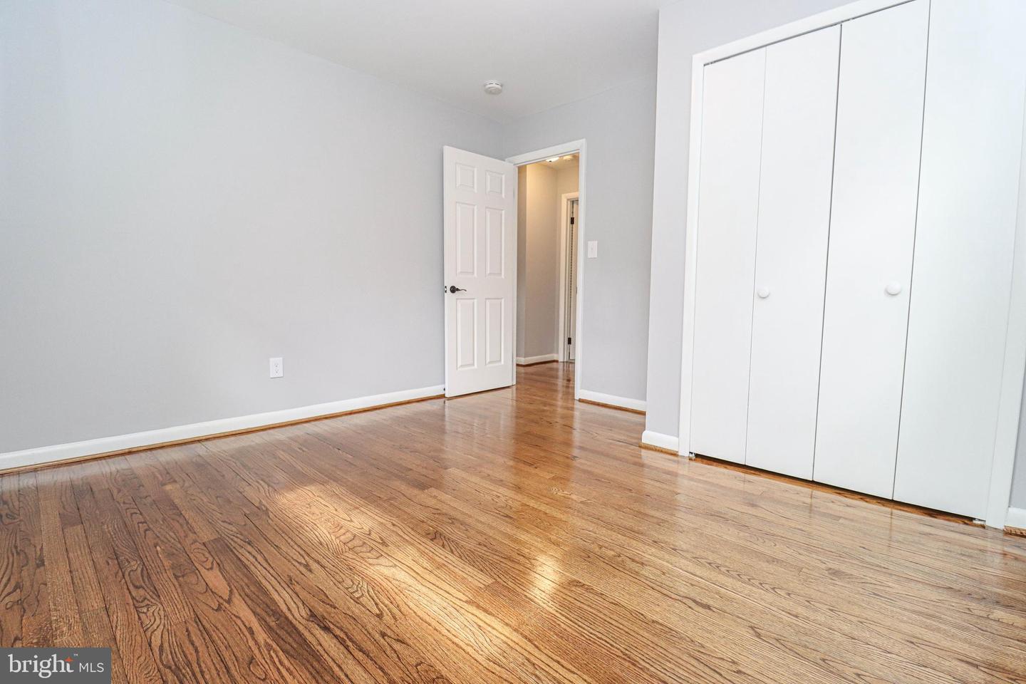 10206 Donleigh Dr