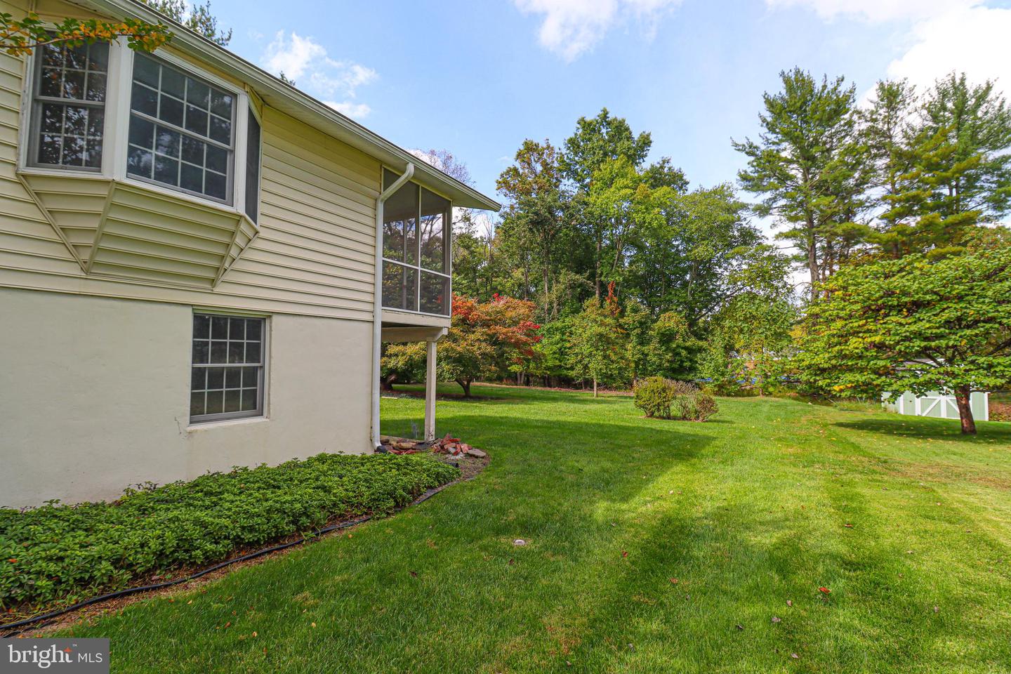 10206 Donleigh Dr
