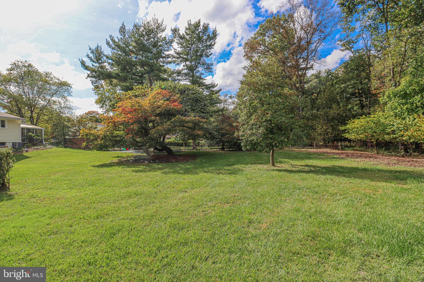 10206 Donleigh Dr