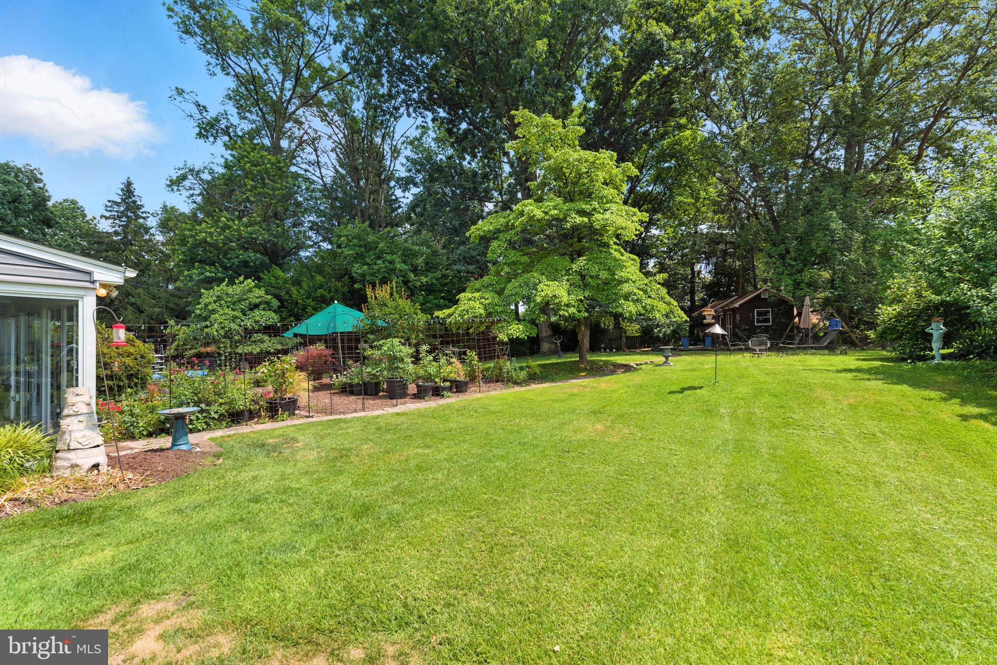 4809 Rollingtop Rd