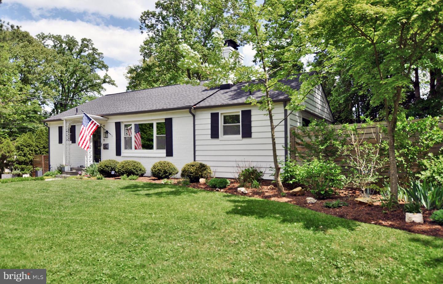 5219 Belvoir Dr