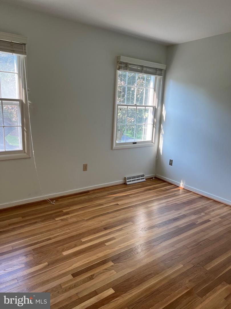 204 Pewter Ln