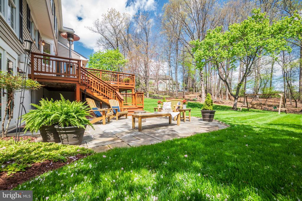 12108 Triple Crown Rd