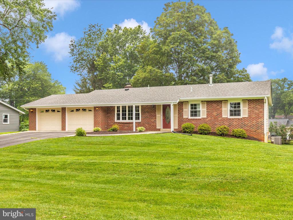 17600 Wheat Fall Dr