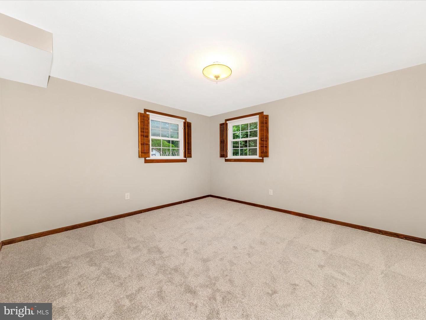 17600 Wheat Fall Dr