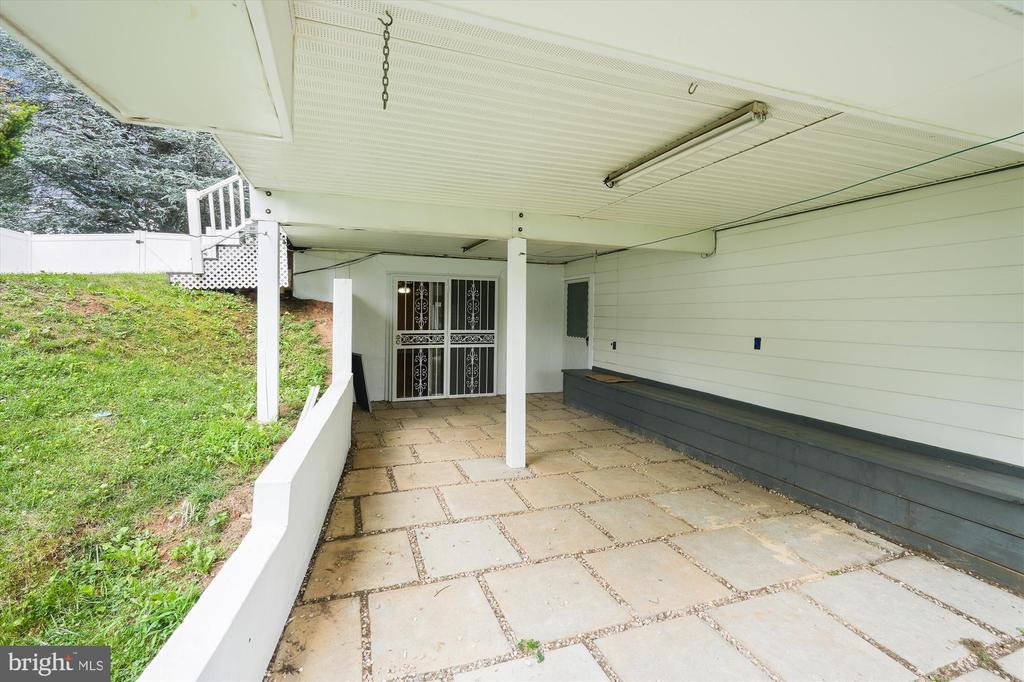 7300 NEEDWOOD ROAD
