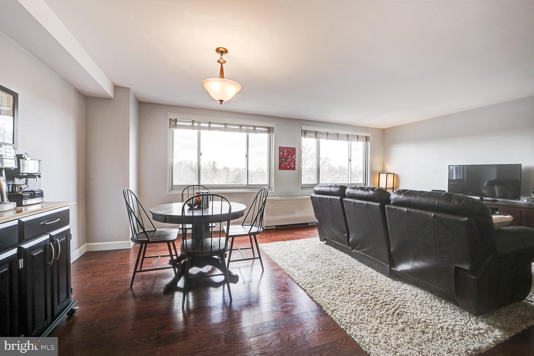 1900 LYTTONSVILLE ROAD 1105