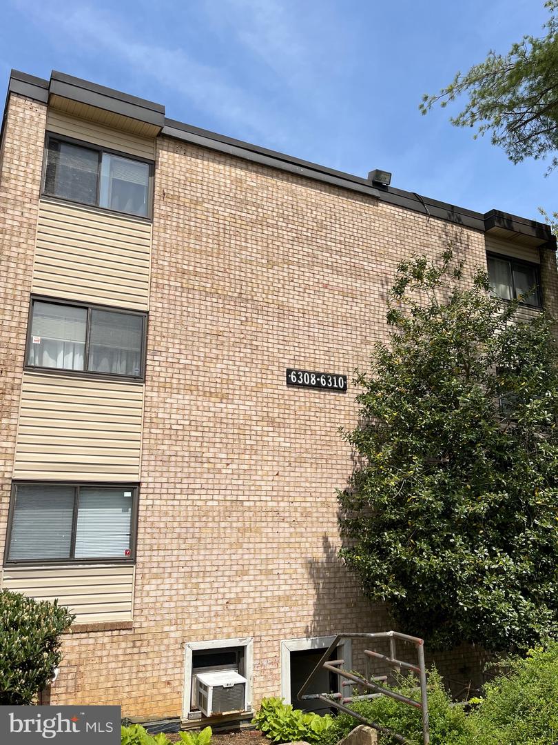6308 Hil Mar Dr #8-9