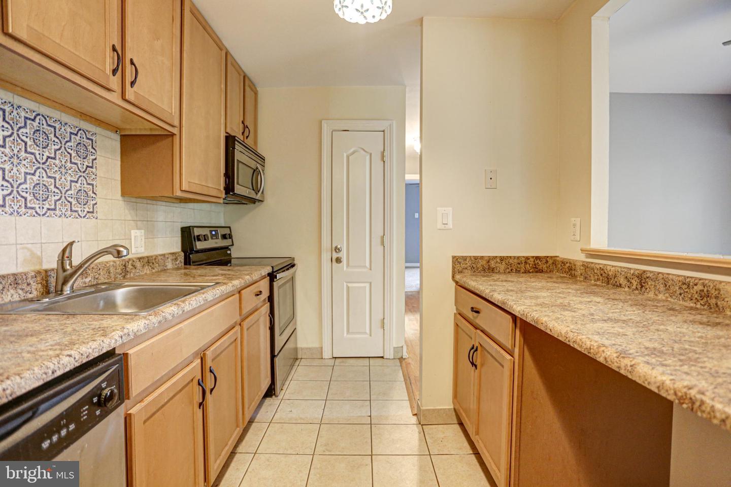 6308 Hil Mar Dr #9