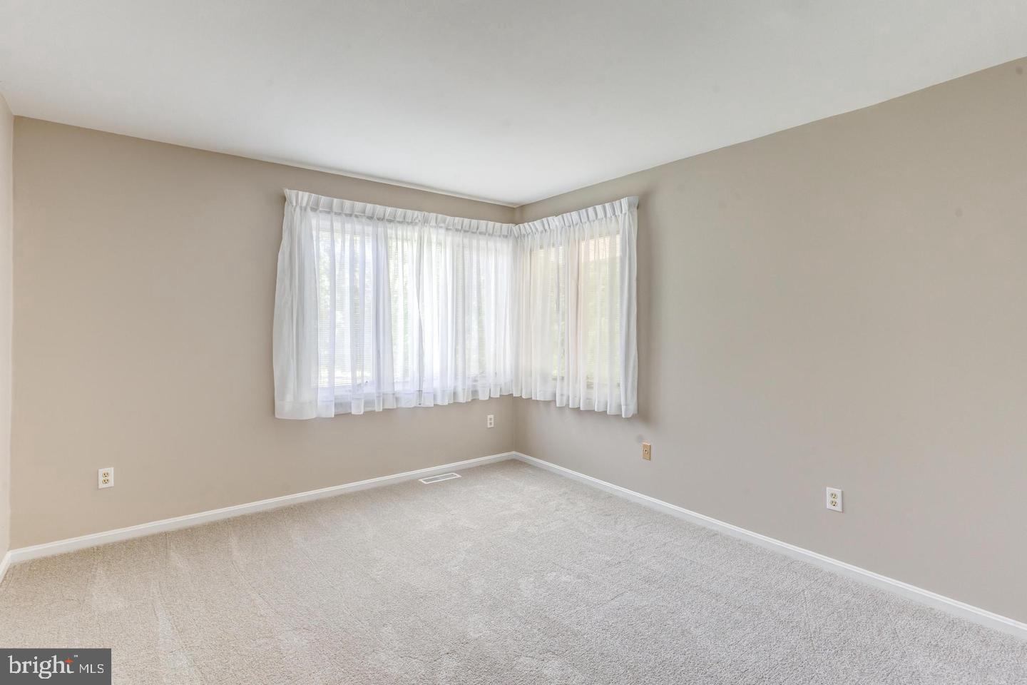 229 King James Rd