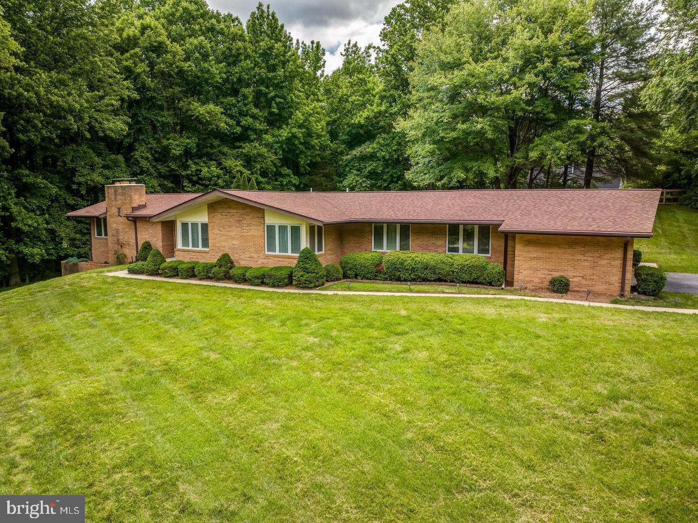 229 King James Rd