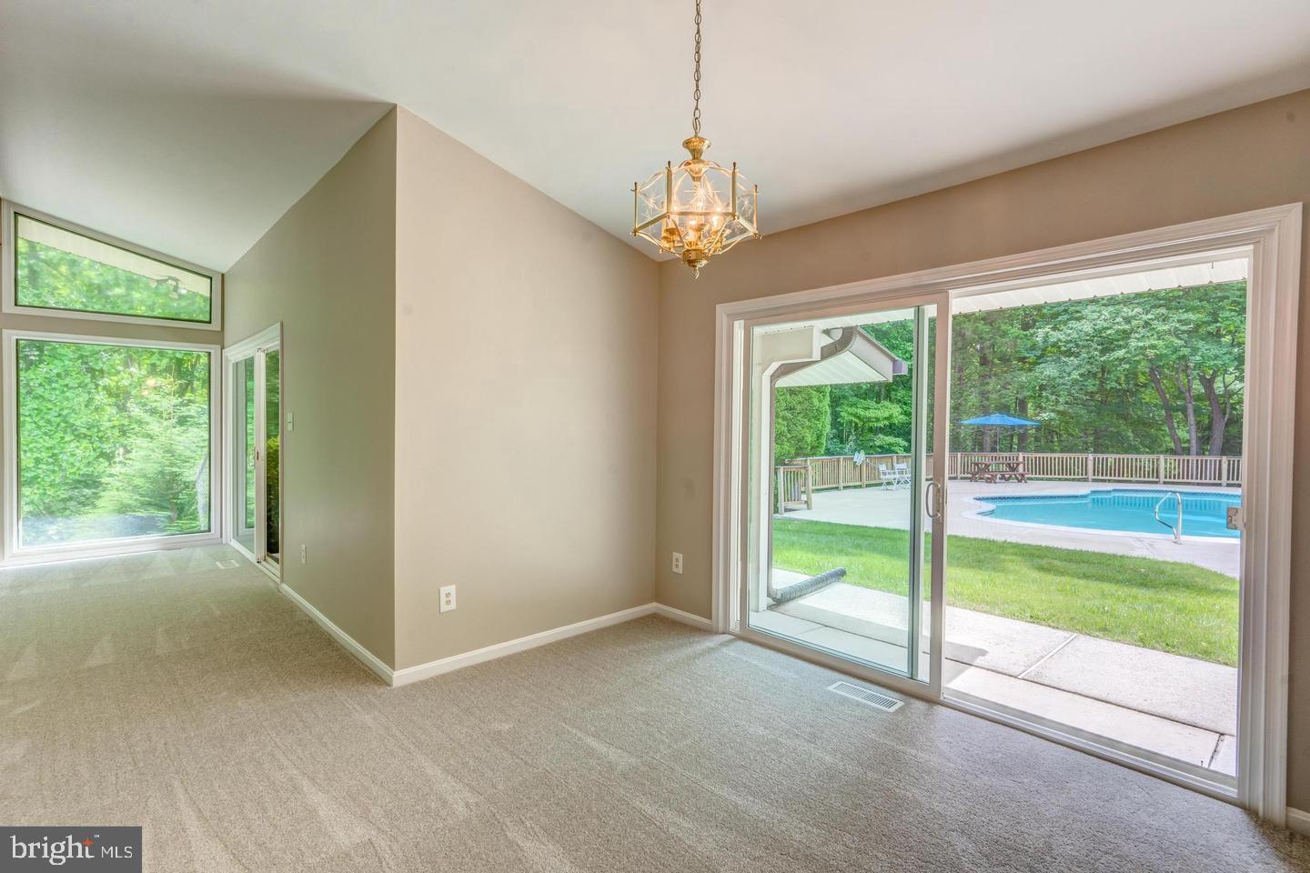 229 King James Rd