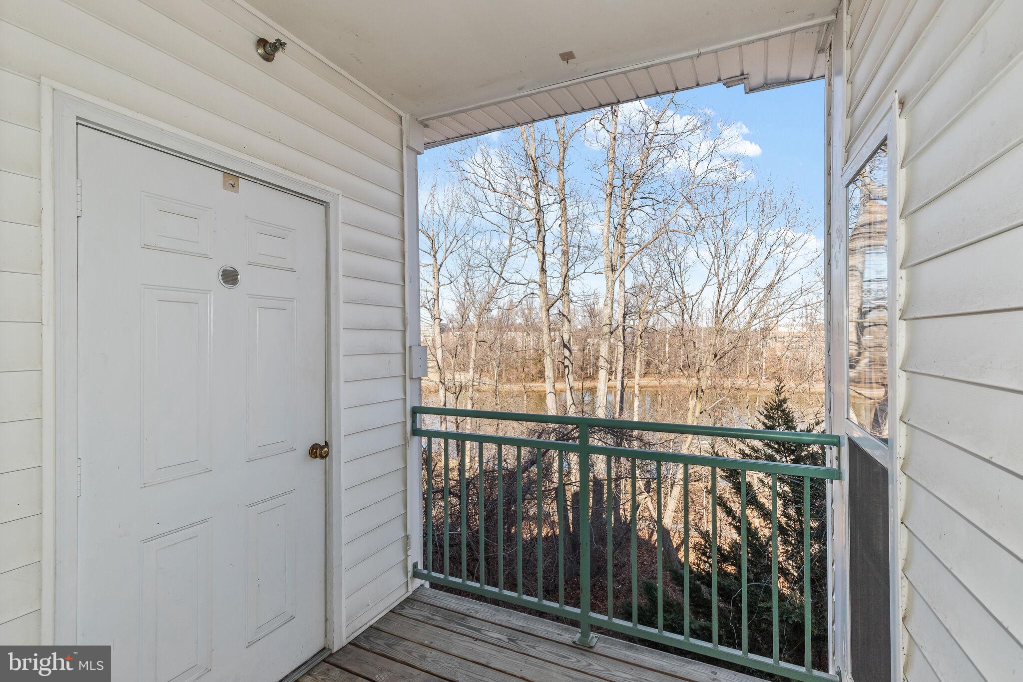 15614 Everglade Ln #406