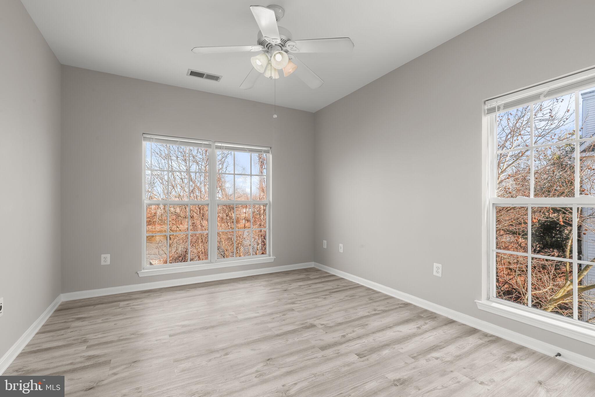 15614 Everglade Ln #406