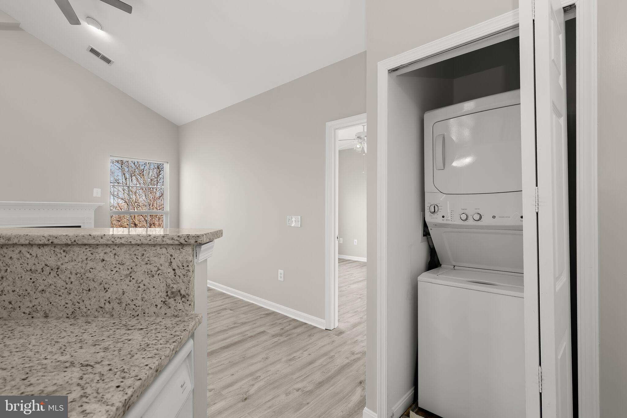 15614 Everglade Ln #406