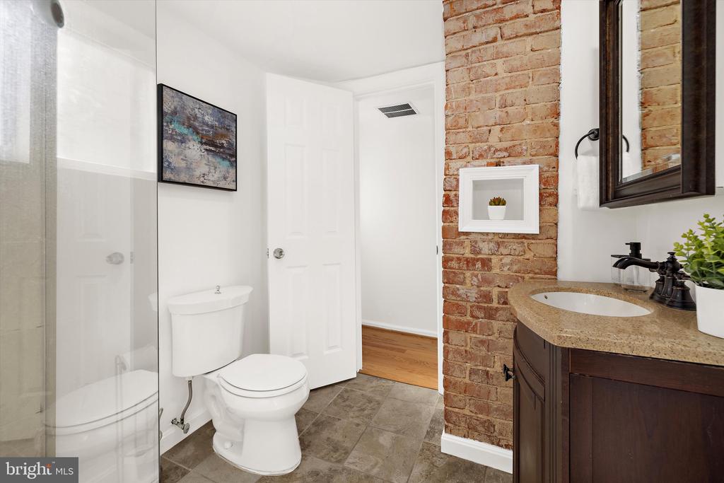 9515 51ST AVENUE
