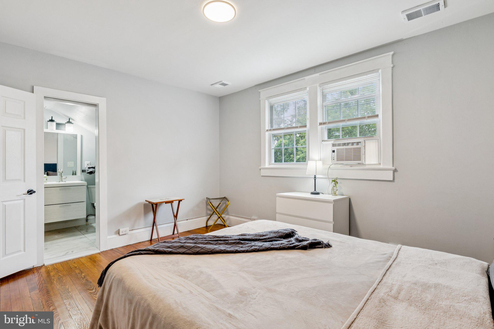 1527 BEAVER HEIGHTS LANE