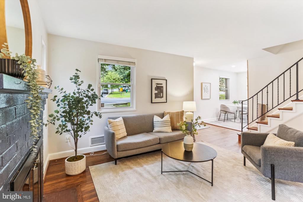 1505 DREXEL STREET