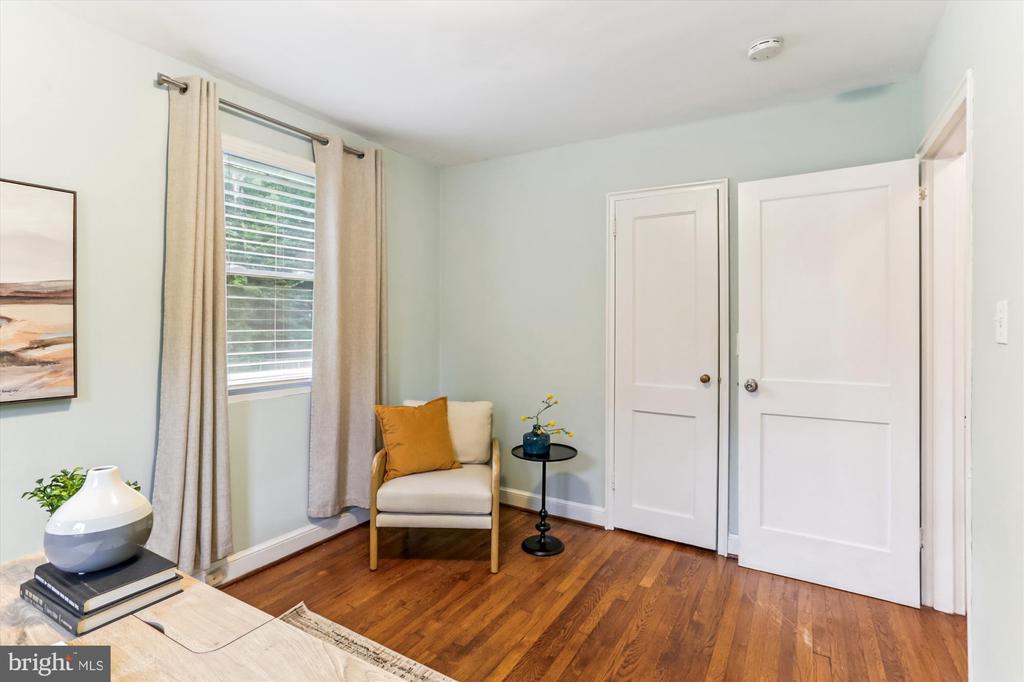 1505 DREXEL STREET