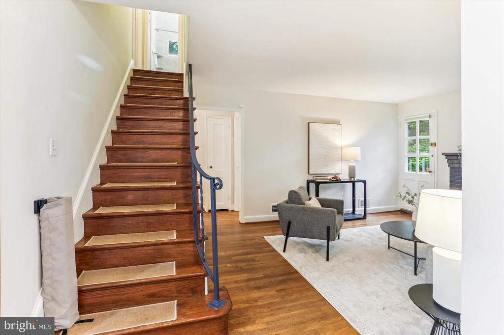 1505 DREXEL STREET