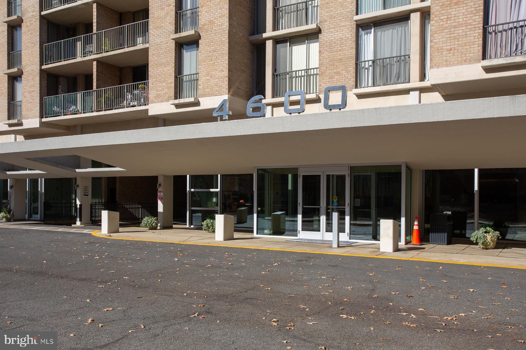 4600 S Four Mile Run Dr #213