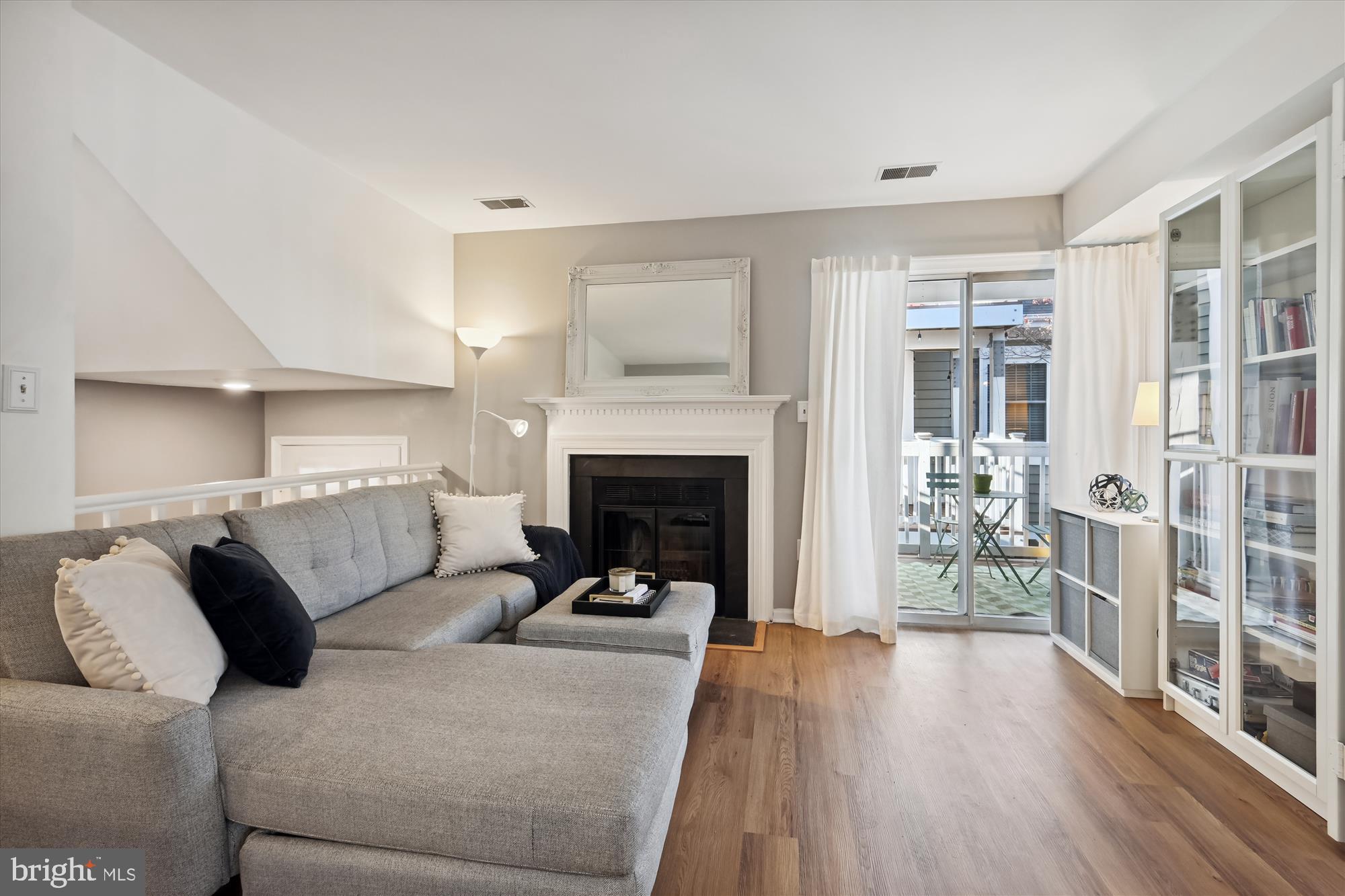 2805 S Woodrow St #E