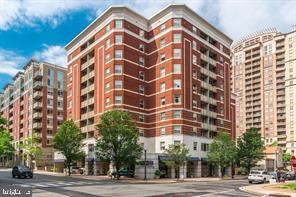 880 N POLLARD ST #1002