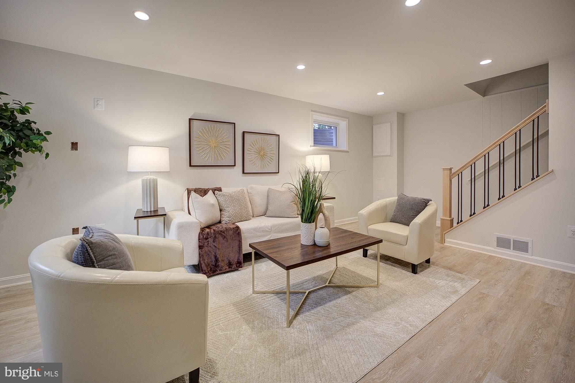 2045 N Brandywine St