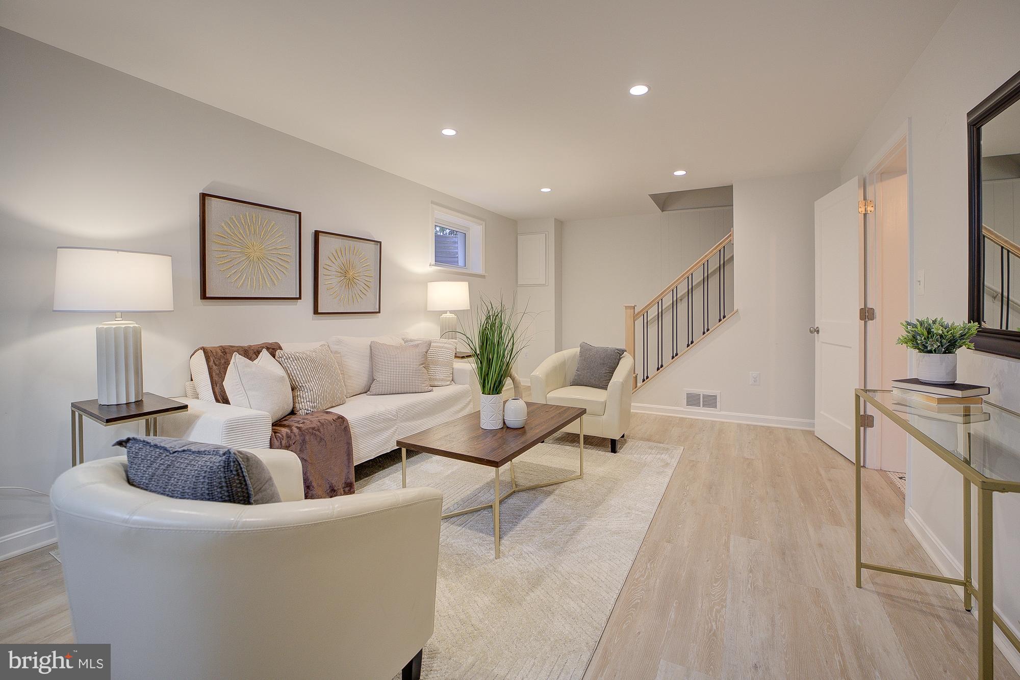 2045 N Brandywine St