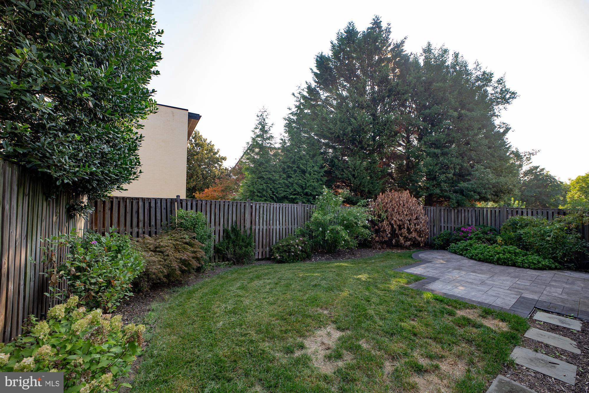 2045 N Brandywine St