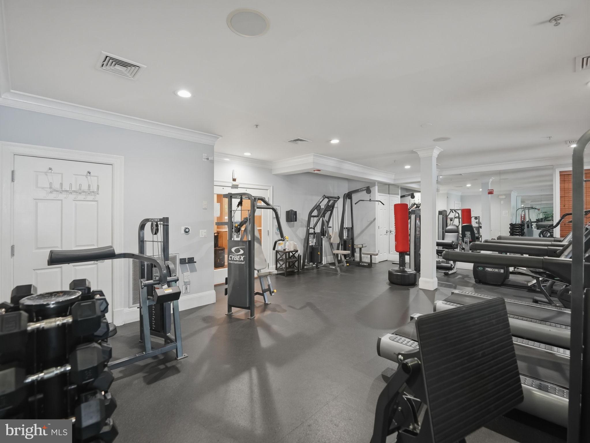 2301 25TH STREET S 4-301