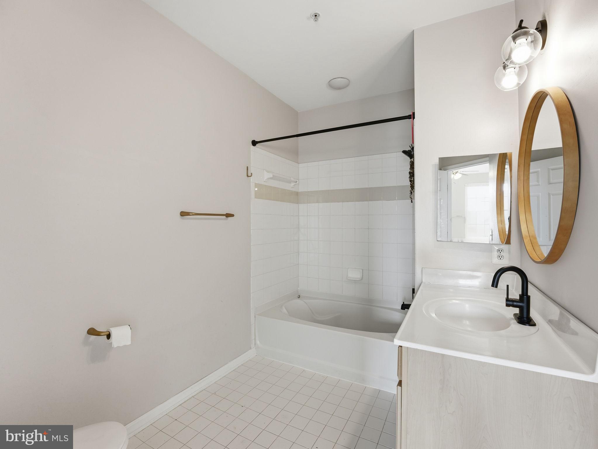 2301 25TH STREET S 4-301