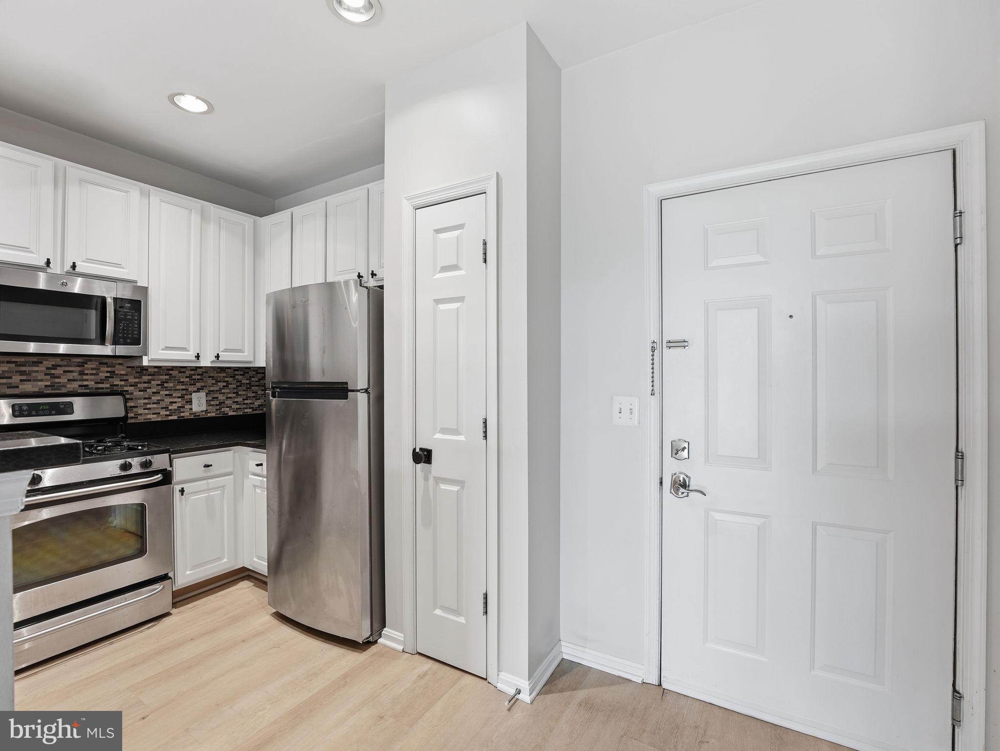 2301 25TH STREET S 4-301