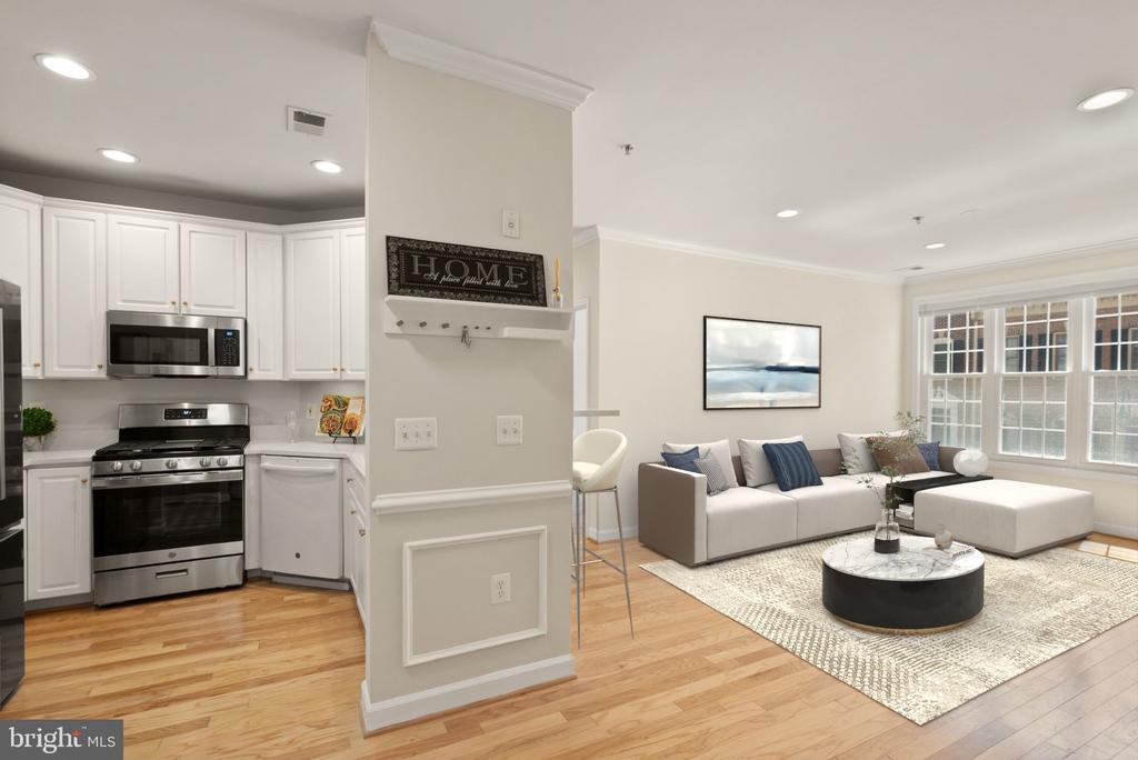 1321 N ADAMS COURT Unit: 201