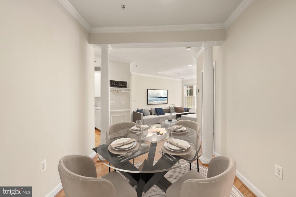 1321 N ADAMS COURT Unit: 201