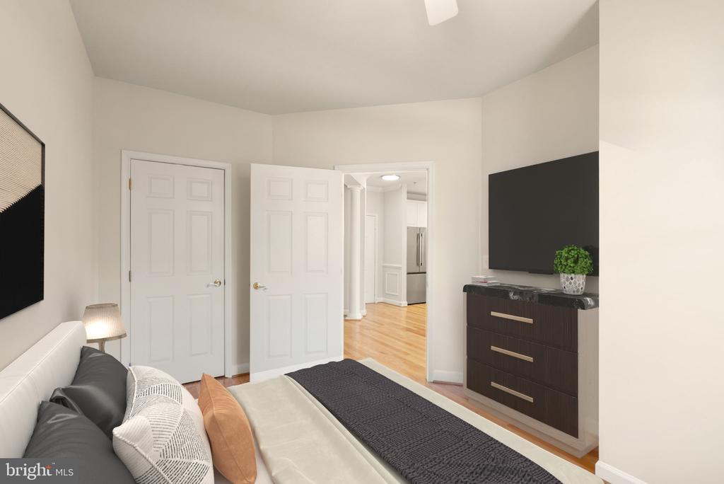 1321 N ADAMS COURT Unit: 201