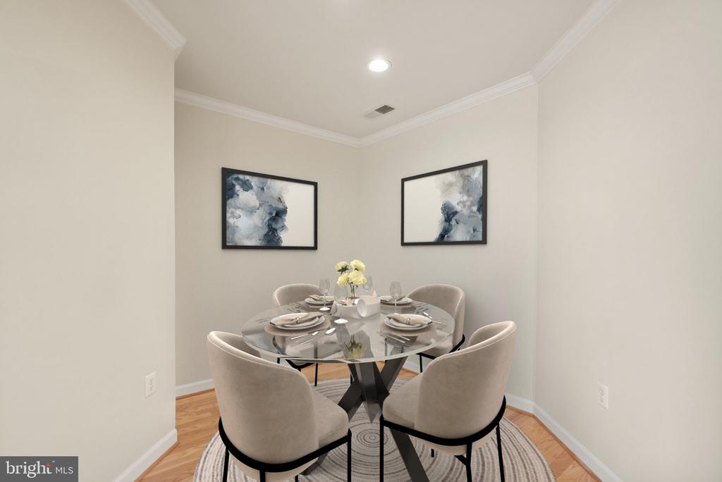 1321 N ADAMS COURT Unit: 201