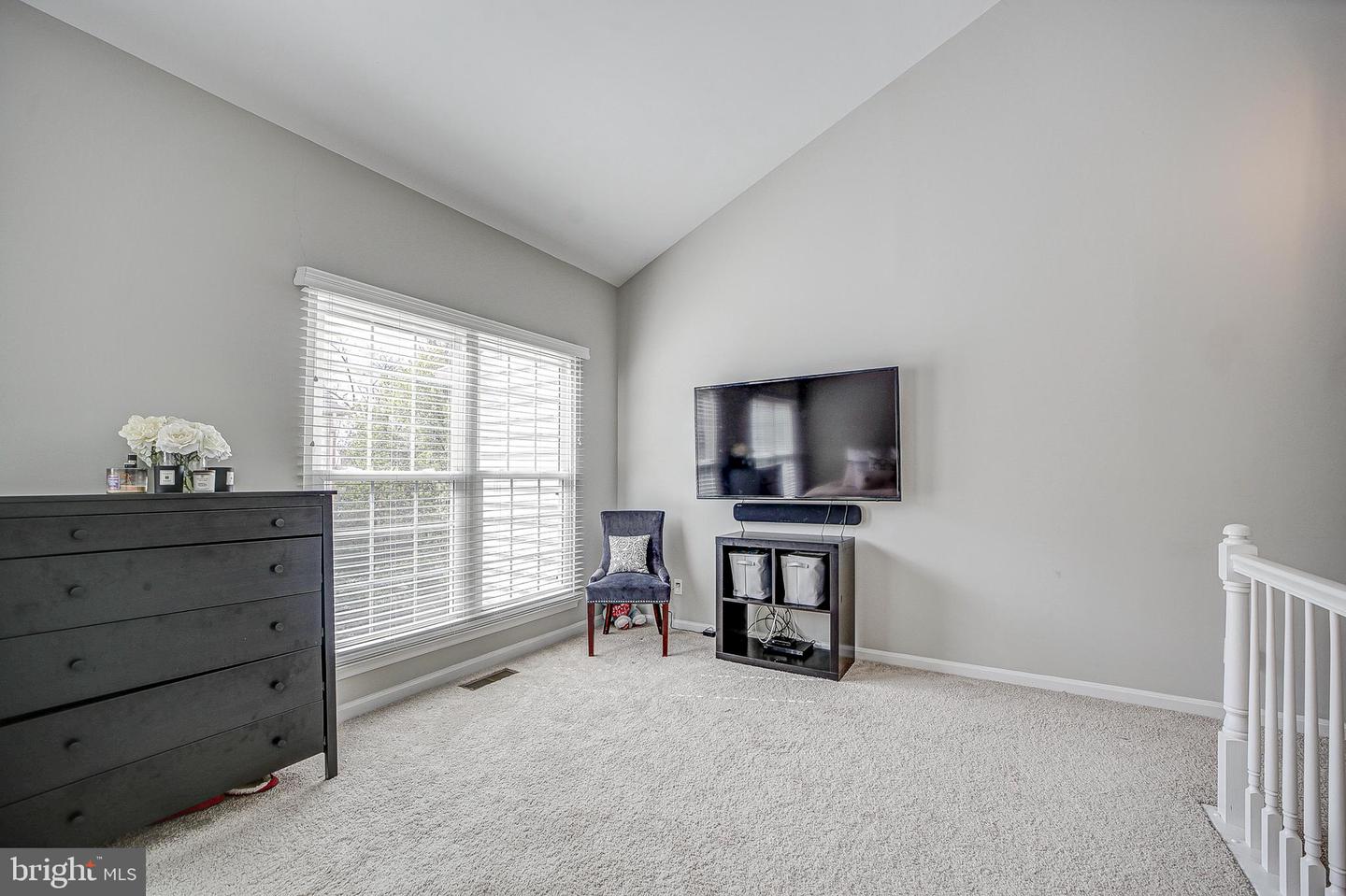 6024 Ricketts Walk