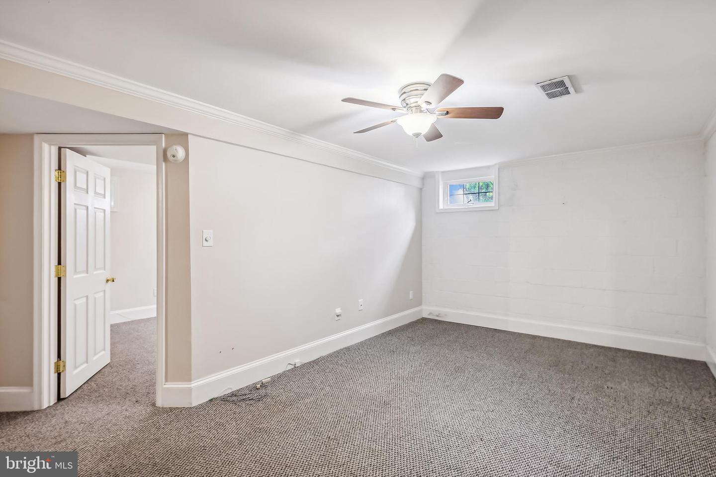 405 E Custis Ave